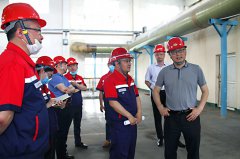 集团公司周董一行到江钨钴业公司调研